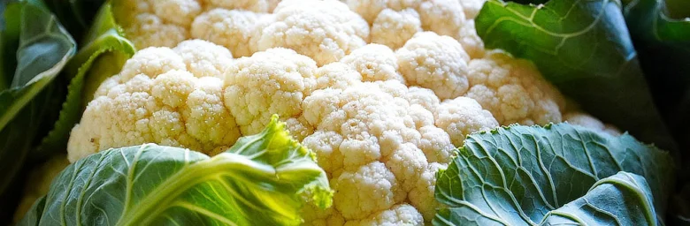 Cauliflower with leaves