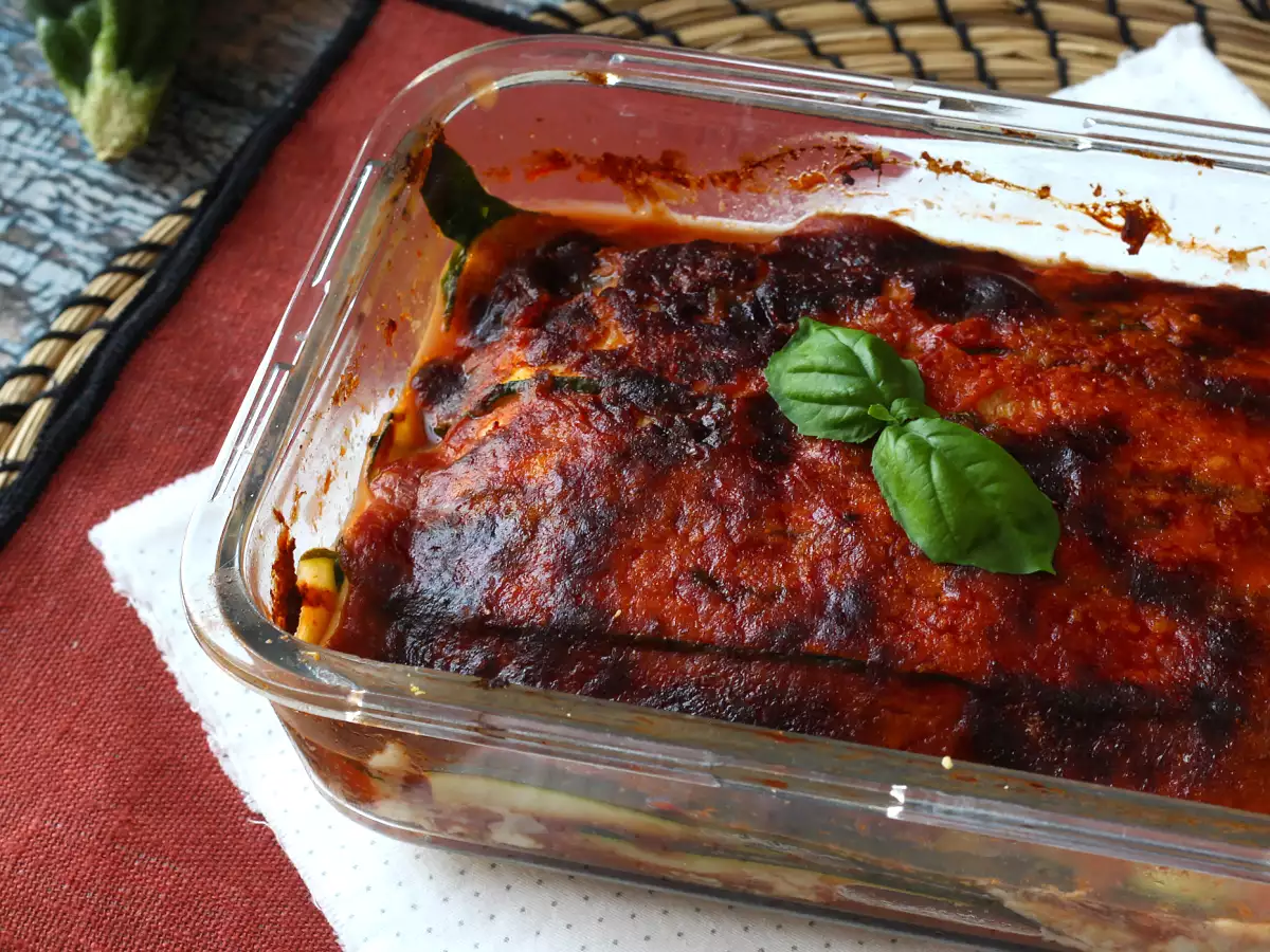 Baked zucchini lasagna