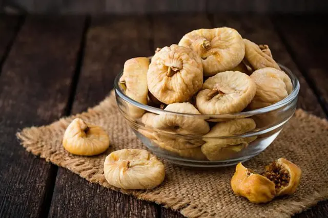 Dried figs in bowl