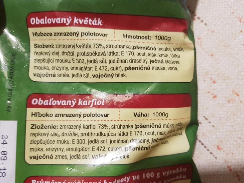Zelené balení s informacemi o složení mraženého květáku.